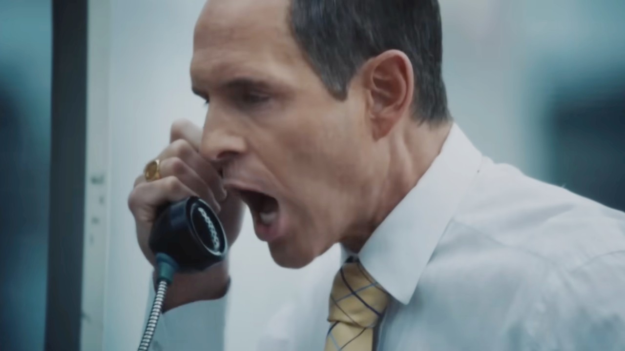 Glenn Howerton in Blackberry