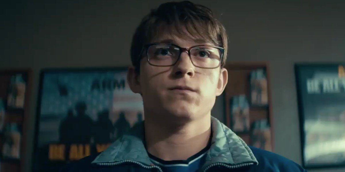 Cherry (Tom Holland) in a scene from Cherry.