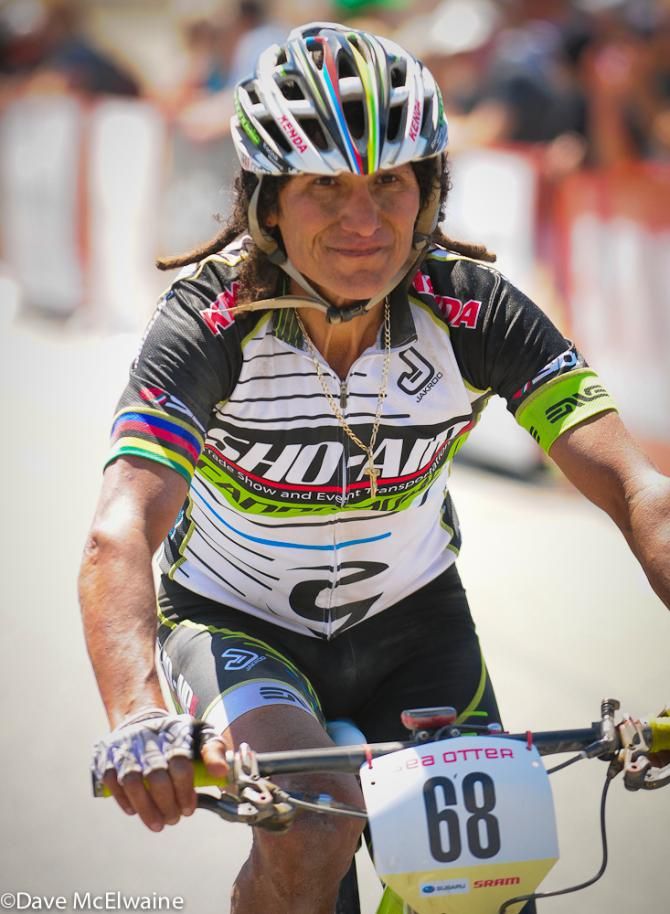 Tinker Jaurez (Sho-Air Cannondale) riding into the finish