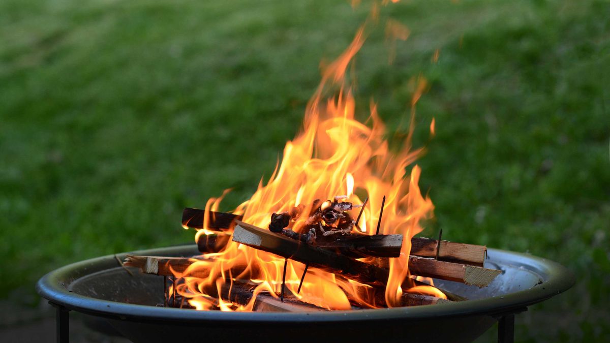 Fire pit safety tips the expert advice Gardeningetc