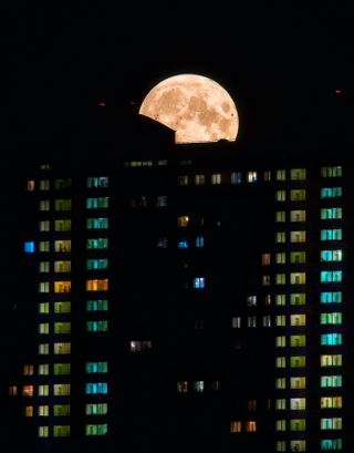 astronomy photographer of the year the full moon in moscow