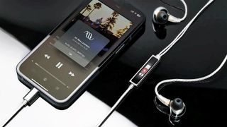 Iphone earbuds wired hot sale