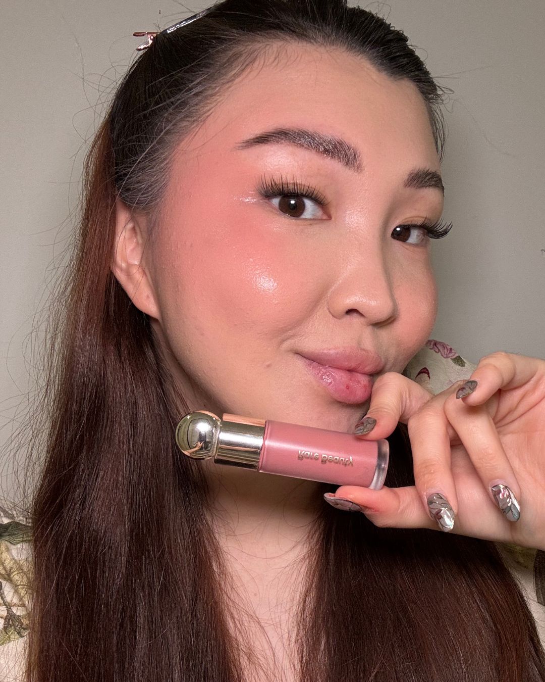 Denise Primbet testing the Rare Beauty Soft Pinch Liquid Blush