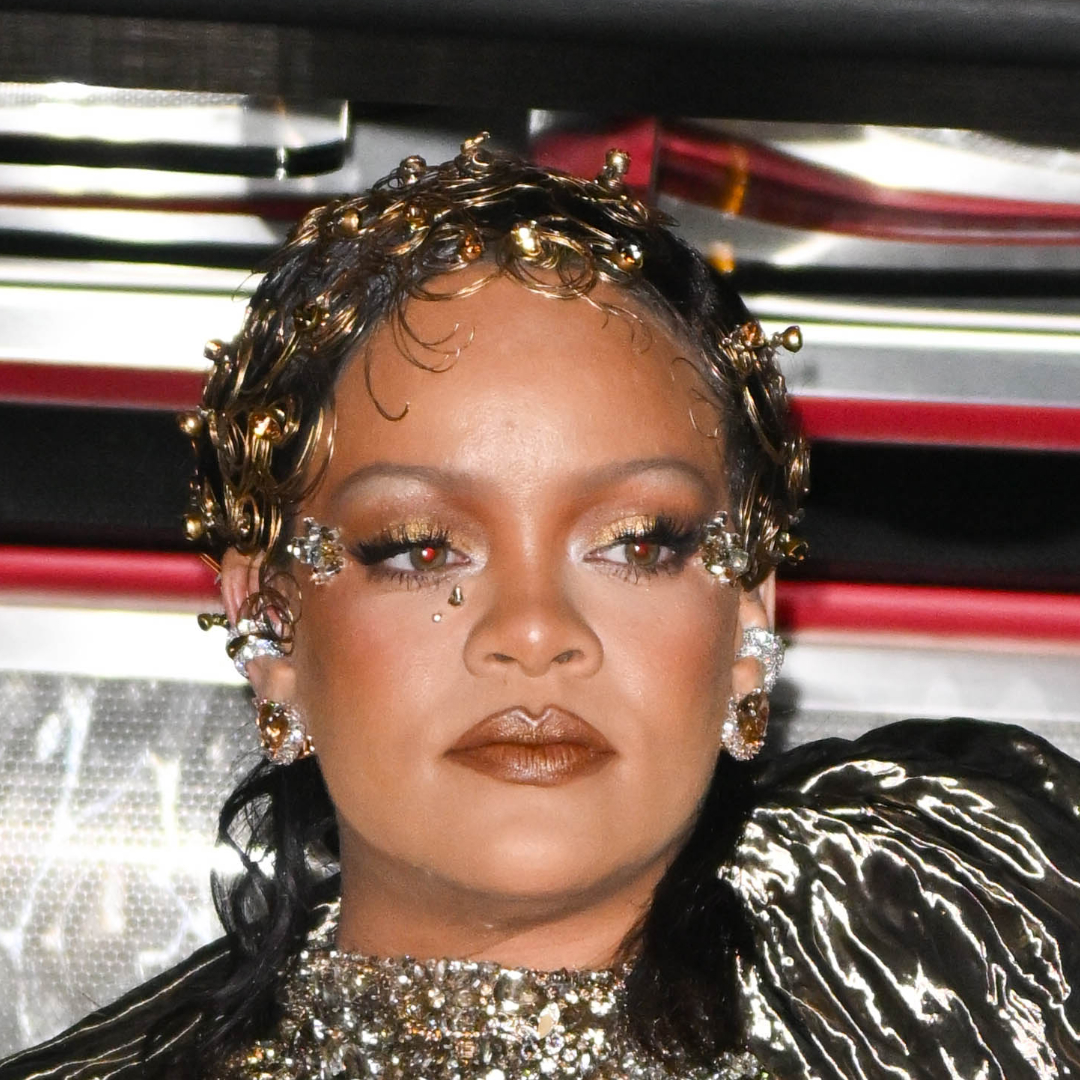 Rihanna leaving to the Met Gala