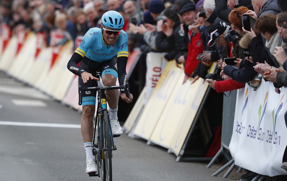 Luis Leon Sanchez finished second on stage 3 of Paris-Nice and claimed the overall lead