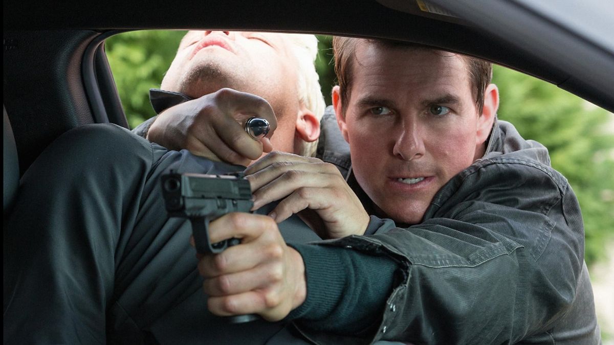 Tom Cruise as Jack Reacher in Jack Reacher: Never Go Back