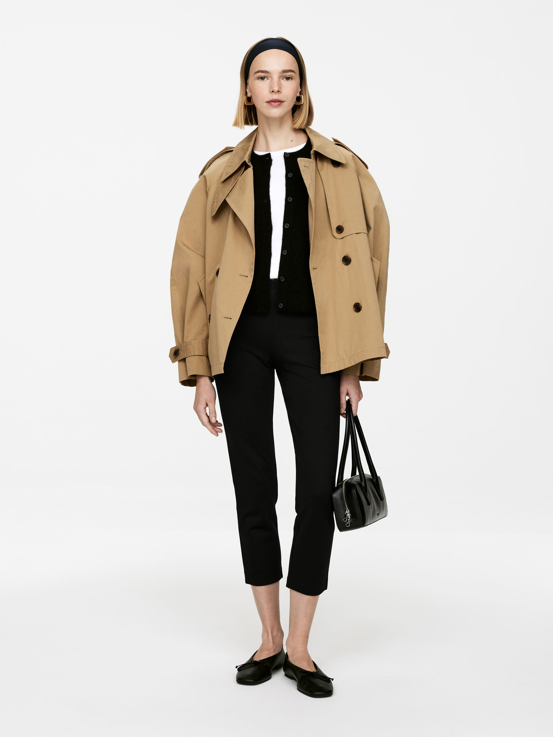 Cropped Trousers 
 Black 
 Women 
 Arket Gb