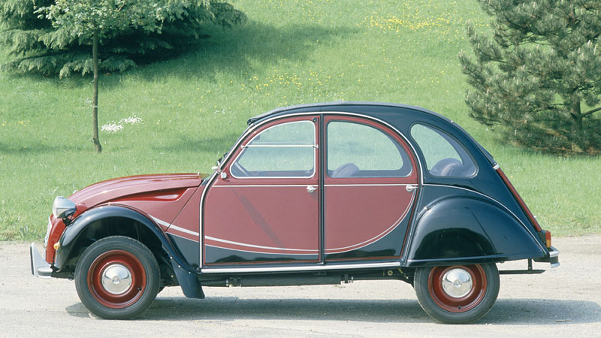 Citroën 2CV yenidən istehsalda - Citroën nostalji və gələcəyi birləşdirir!