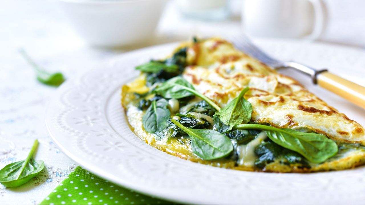 Healthy breakfast ideas: An omelette with spinach