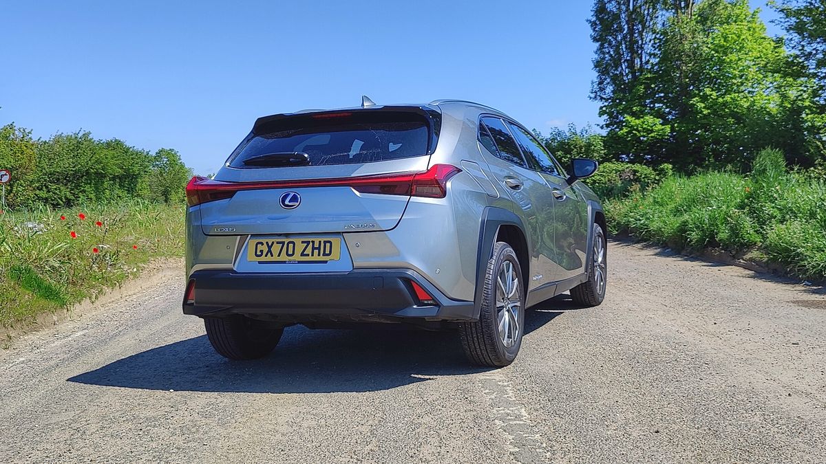 Lexus UX 300e