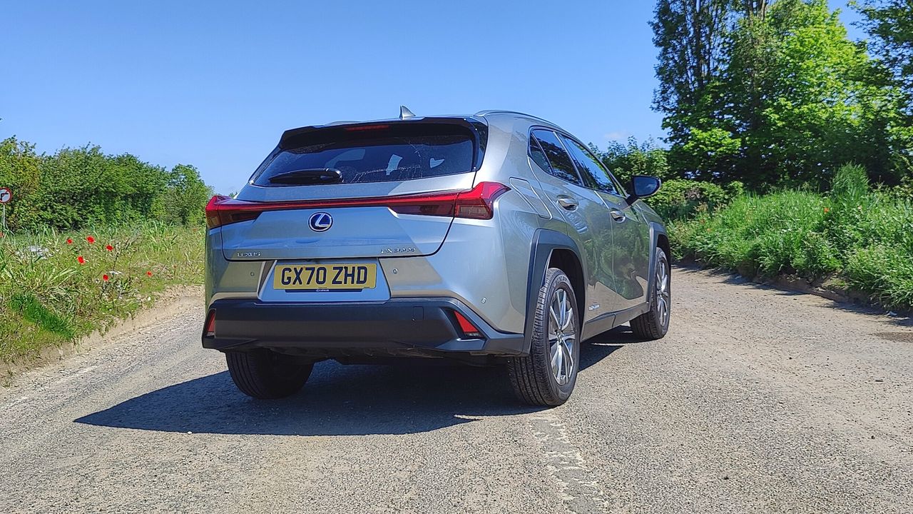 Lexus UX 300e