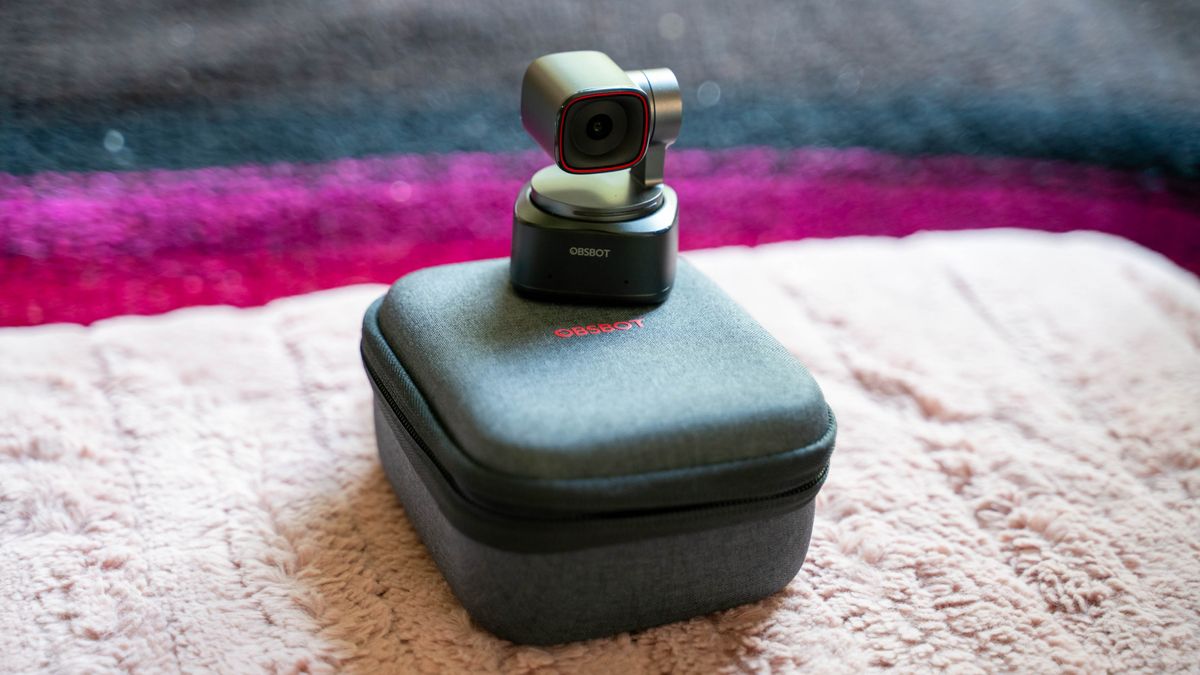 Obsbot Tiny 2 in use in author's home