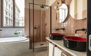 Room Mate Giulia — Milan, Italy - bathroom
