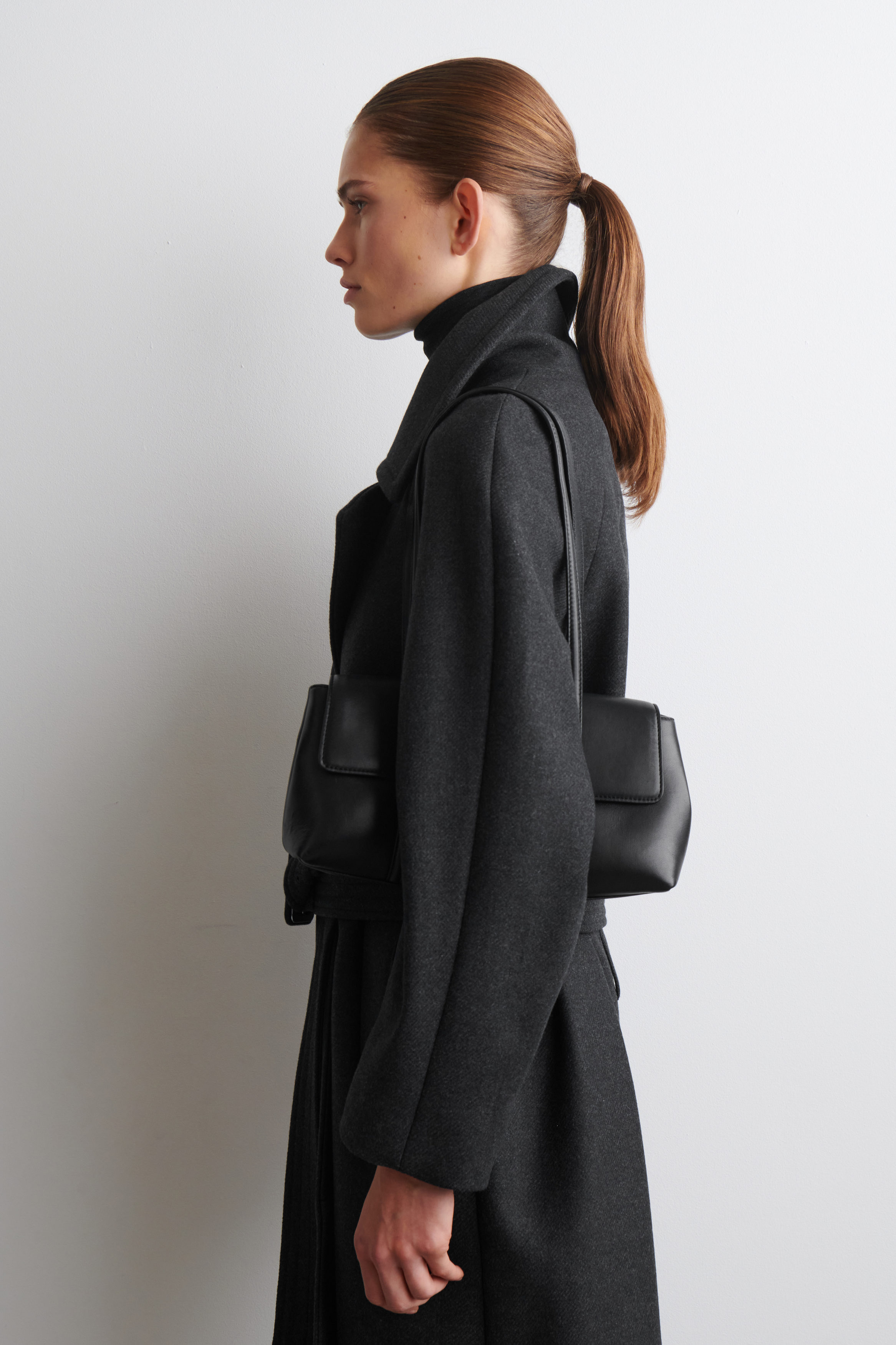 Nouveau Shoulder Bag - Leather