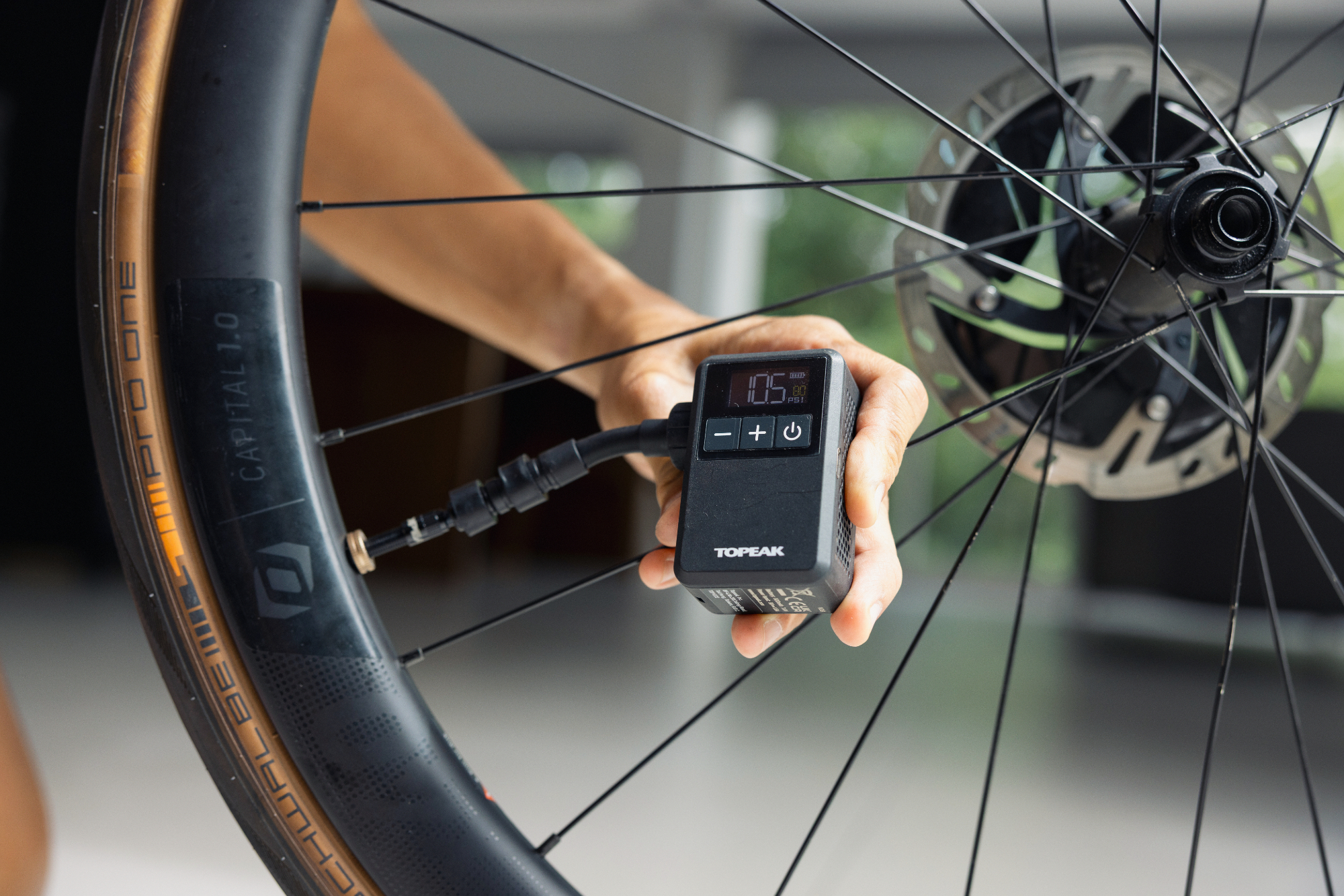 Topeak E-Booster Digital Mini