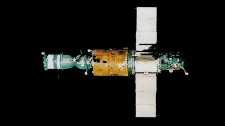 The Salyut 6 space station in orbit.