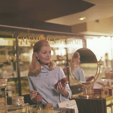 Jewellery, Barware, Customer, Display case, Kitchen utensil, Retail, Brass, 