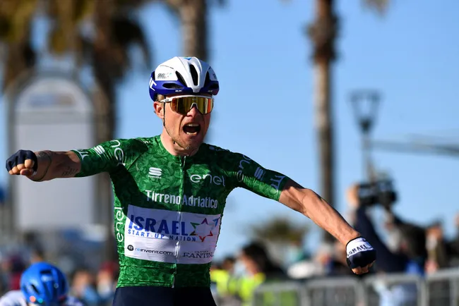 La vittoria di Mads Wurtz Schmidt a Lido di Fermo (foto: Getty Images)