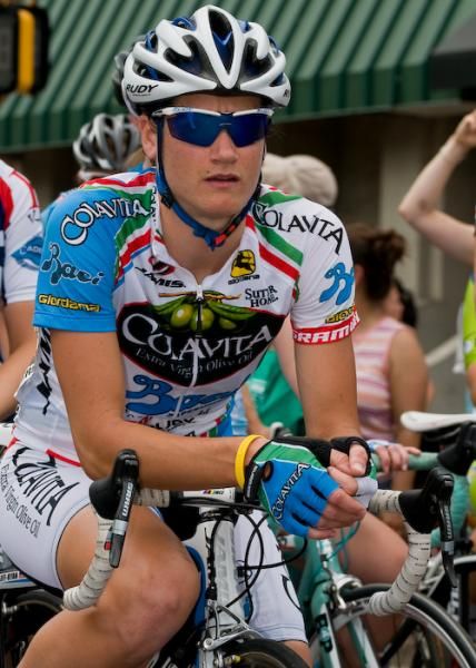 Theresa Cliff-Ryan (Colavita / Baci Pro Cycling) appears calm before the start. Could this be her day?