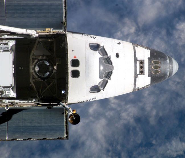 NASA to Replace Antenna Bolts on Shuttle Atlantis | Space