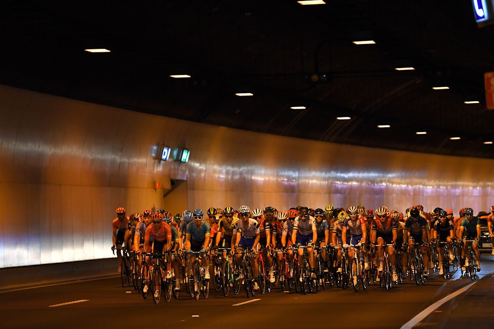 The Tour Down Under peloton passes through a tunnel