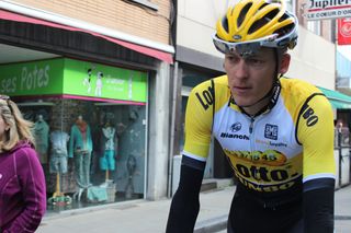 Robert Gesink returns to racing at Fleche