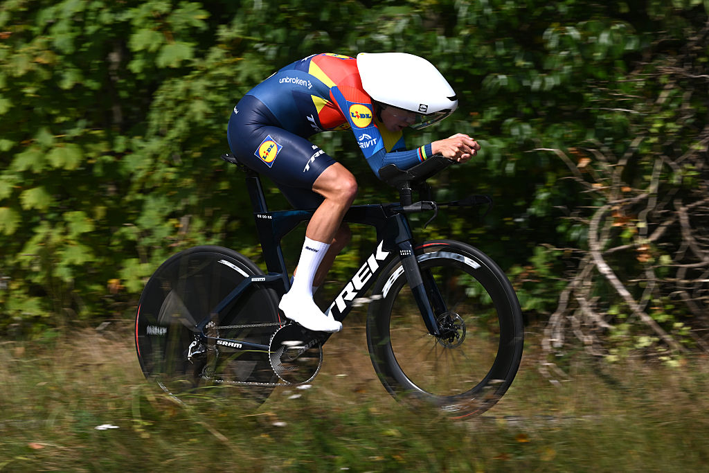Stage 5 time trial at the Simac Ladies Tour 2025