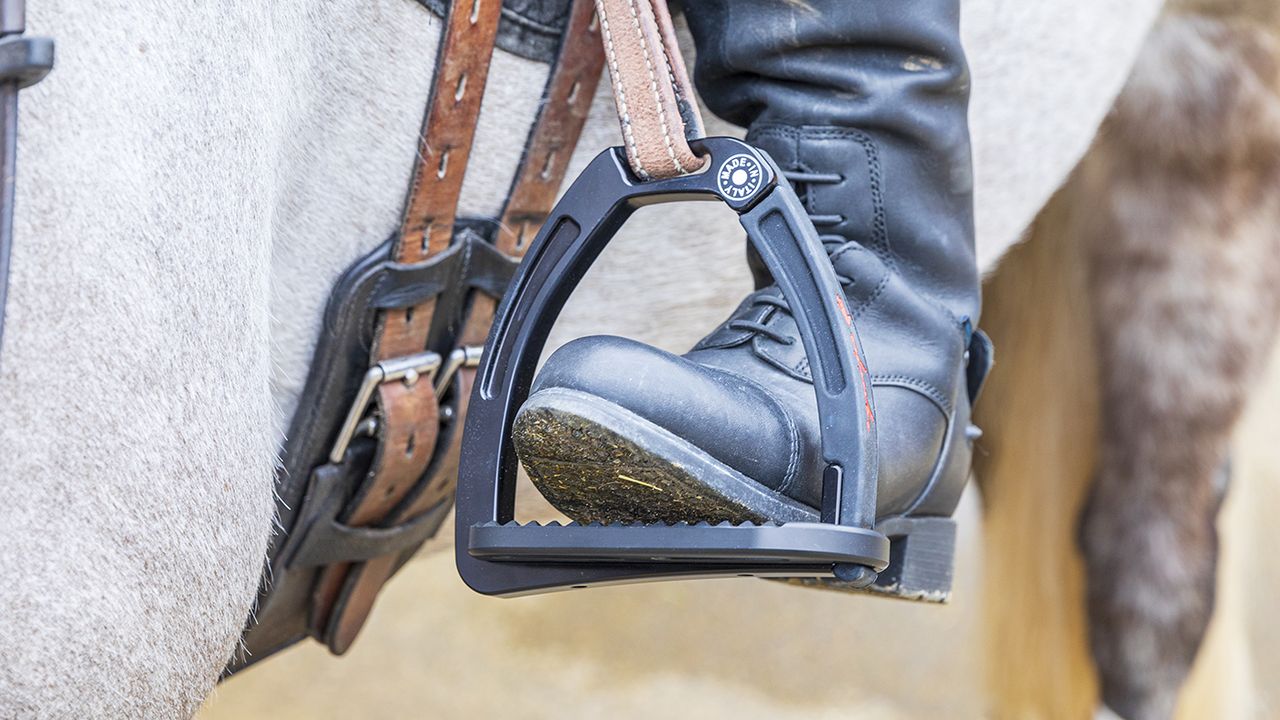 Equipe safety stirrups review