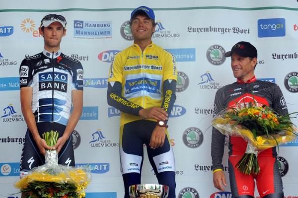 Matteo Carrara (Vacansoleil) has some big-name riders with him on the final podium