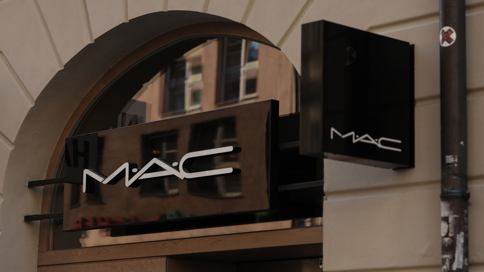 MAC Cosmetics Black Friday Sale Details Have Arrived Here's What You
