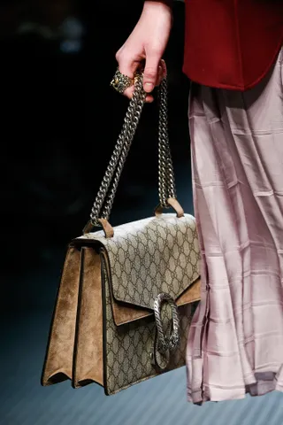 The Gucci Dionysus shoulder bag on the Fall 2015 runway