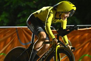 Eneco Tour Women: Lieke Nooijen dominates prologue for first race leader's jersey