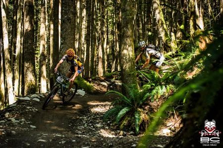 Wendy Simms (Kona) races some singletrack