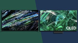 Téléviseur Sony A95L à côté d'un téléviseur Samsung S95C, sur fond bicolore bleu et vert