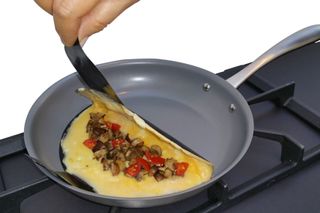 The Omelit Non Stick Liner For Frying Pans