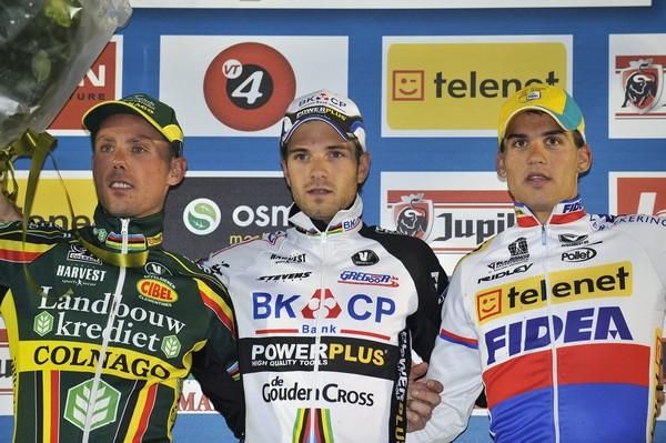 Superprestige Gavere: Niels Albert (BKCP-Powerplus) tops the podium, Sven Nys (Landbouwkrediet-Colnago) and Zdenek Stybar (Telenet Fidea Cycling), l &amp; r.