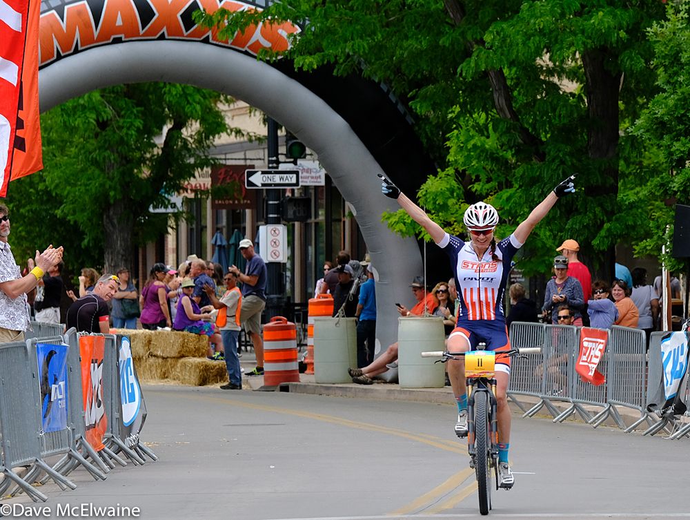 USA Marathon Champion Rose Grant (Stans Notubes-Pivot) wins the Grand Junction Off-Road and a check for $5,000