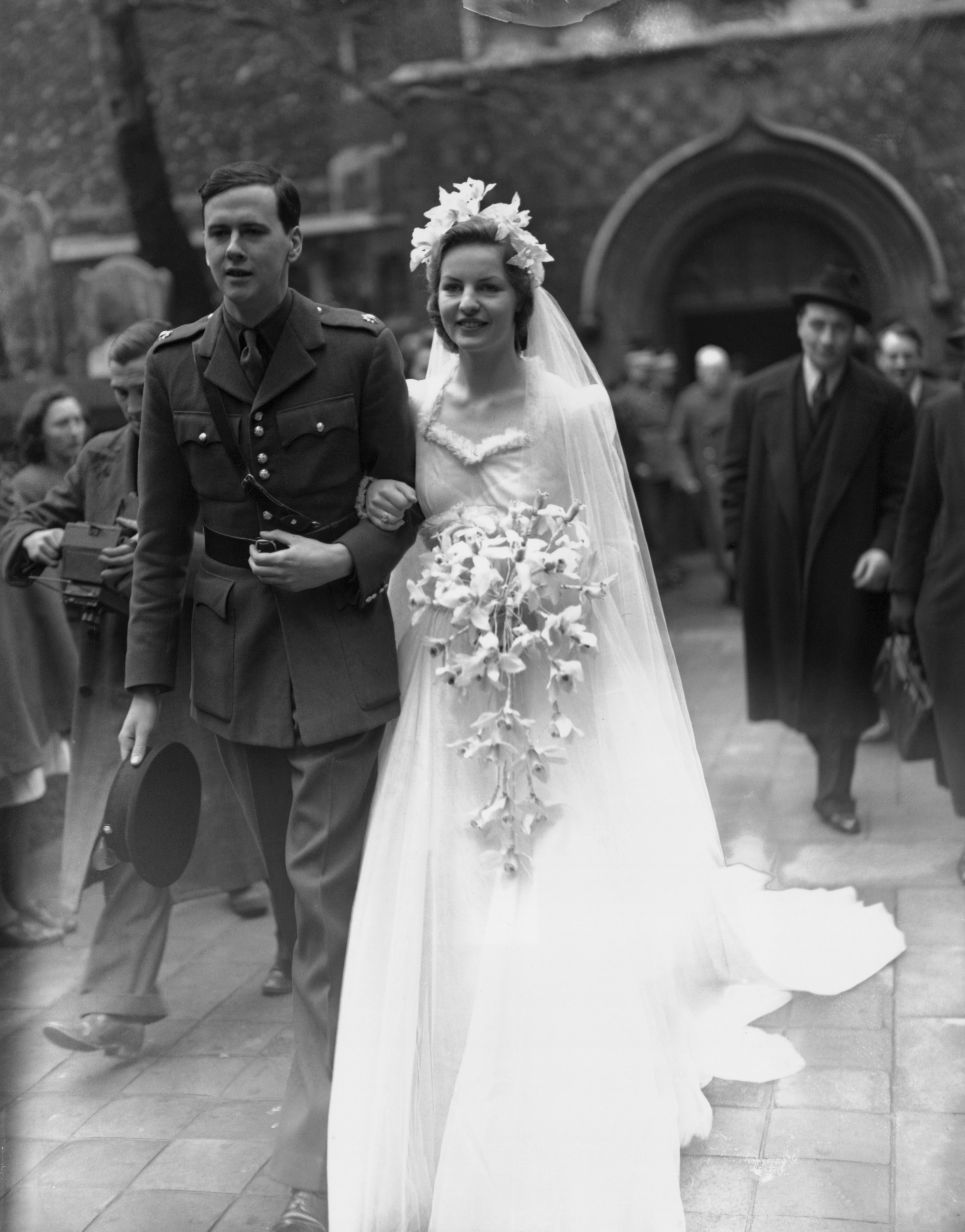 Deborah Mitford and Lord Andrew Cavendish on their wedding day