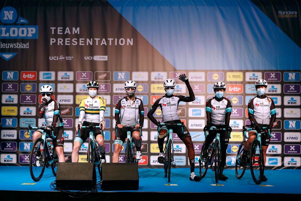 Team BikeExchange Women 2021