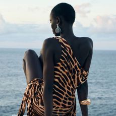 model in rat&boa fantasia collection