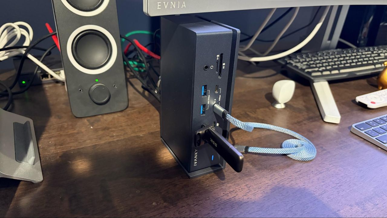 Thunderbolt 4 Docks