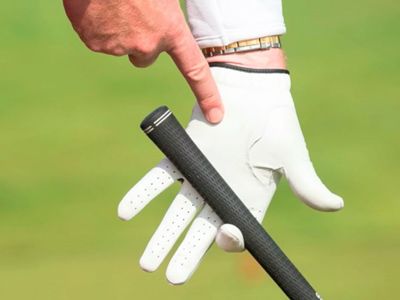 How To Grip the Golf Club Perfectly