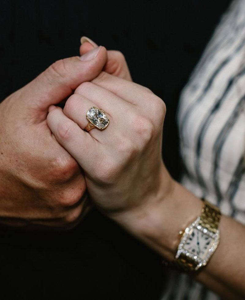 Taylor Swift wore a gold watch in her engagement announcement