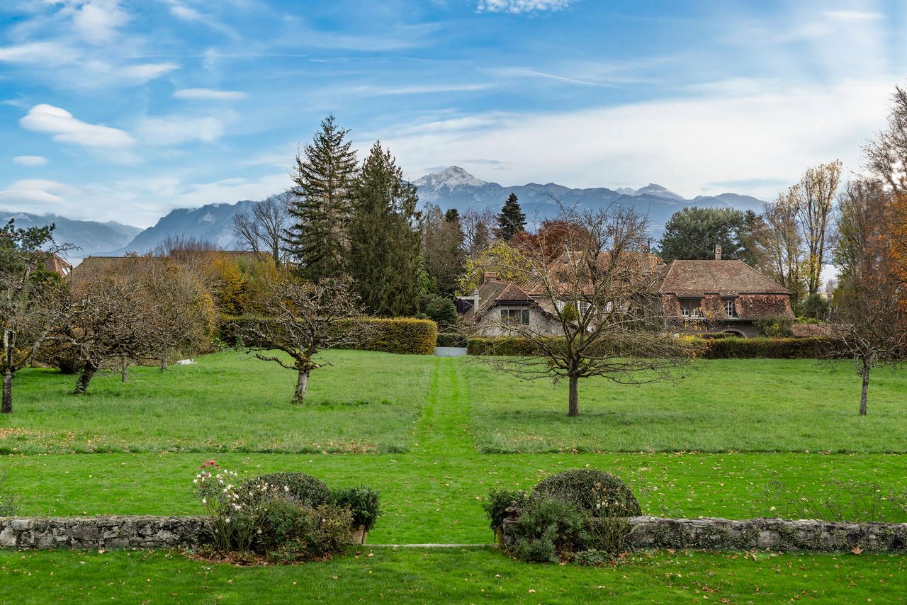 Images of La Paisible in Lausanne