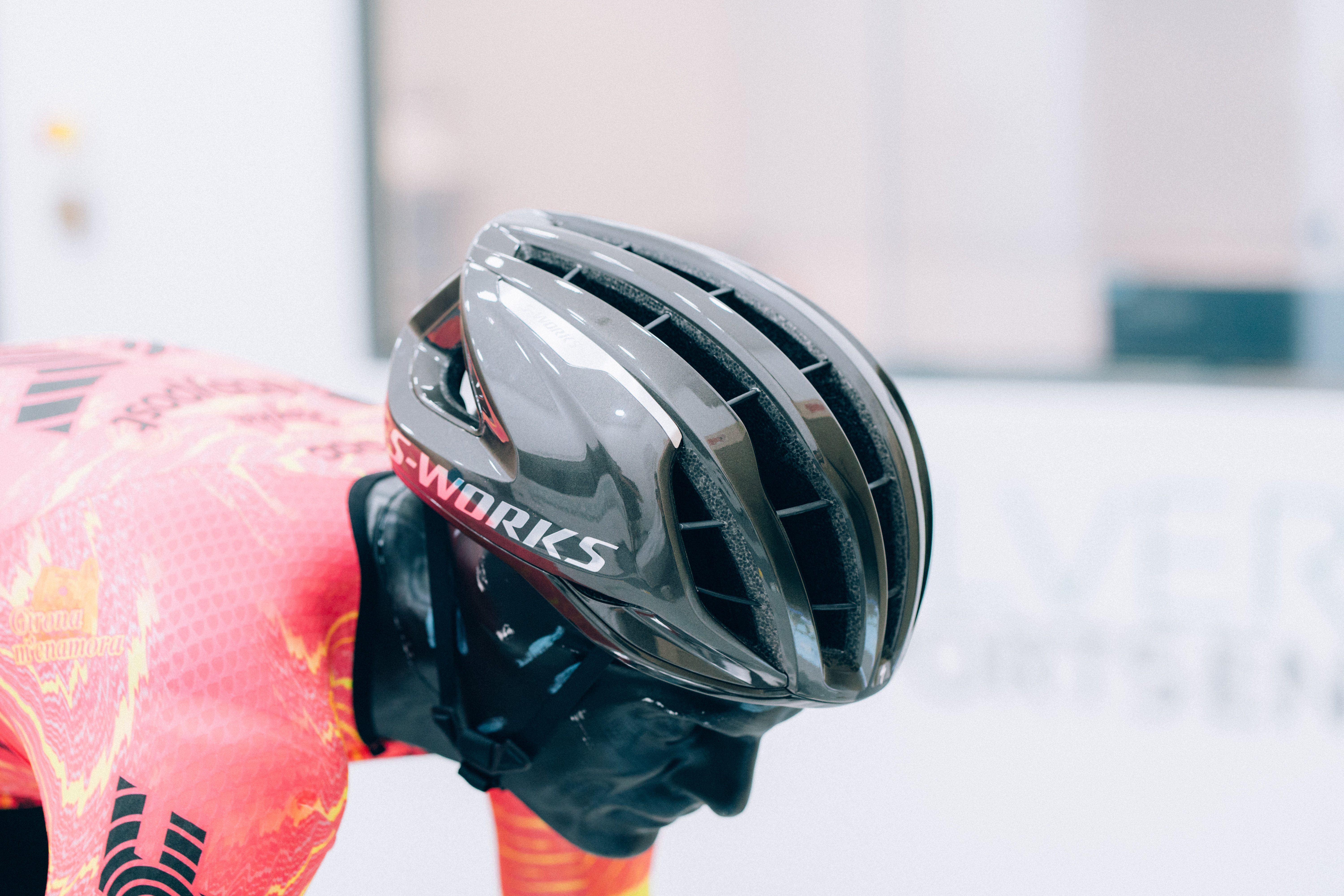 A Specialized S-Works Prevail III on a mannequin's head while being tested int he wind tunnel