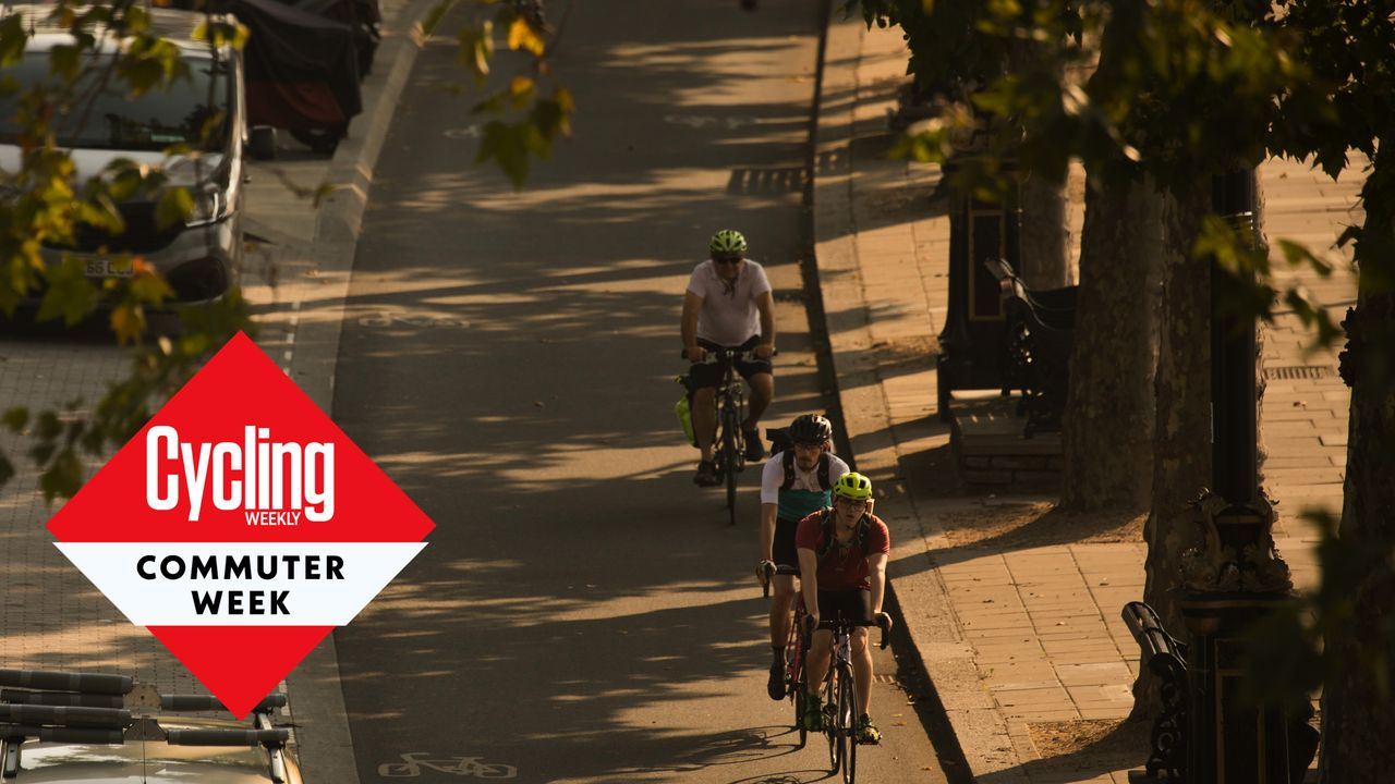 Cycle commuters in London