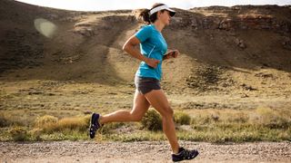 woman trail runner