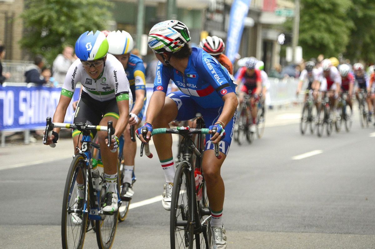 Elena Cecchini (Italy) checks on Lizzie Williams (Australia)