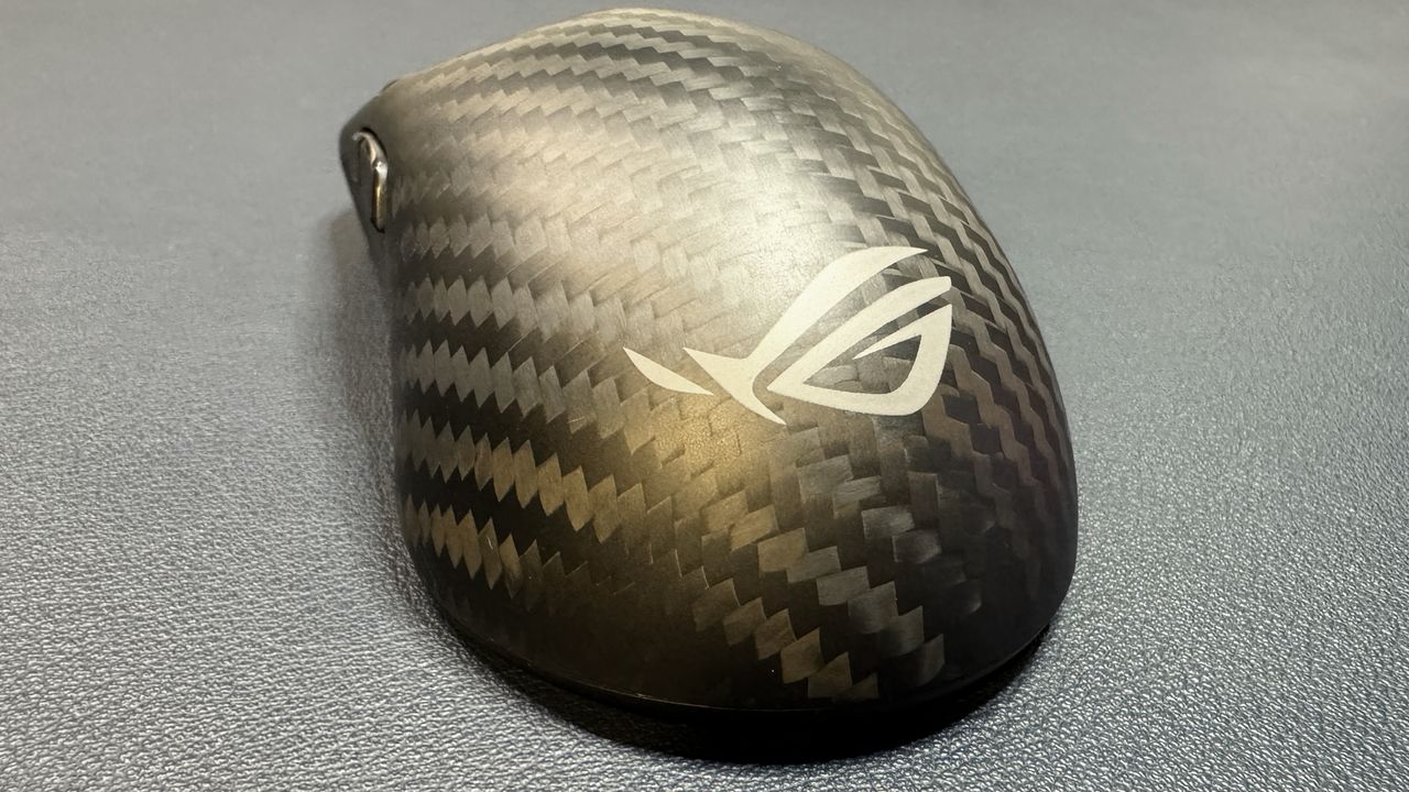 Asus ROG Harpe Ace Extreme