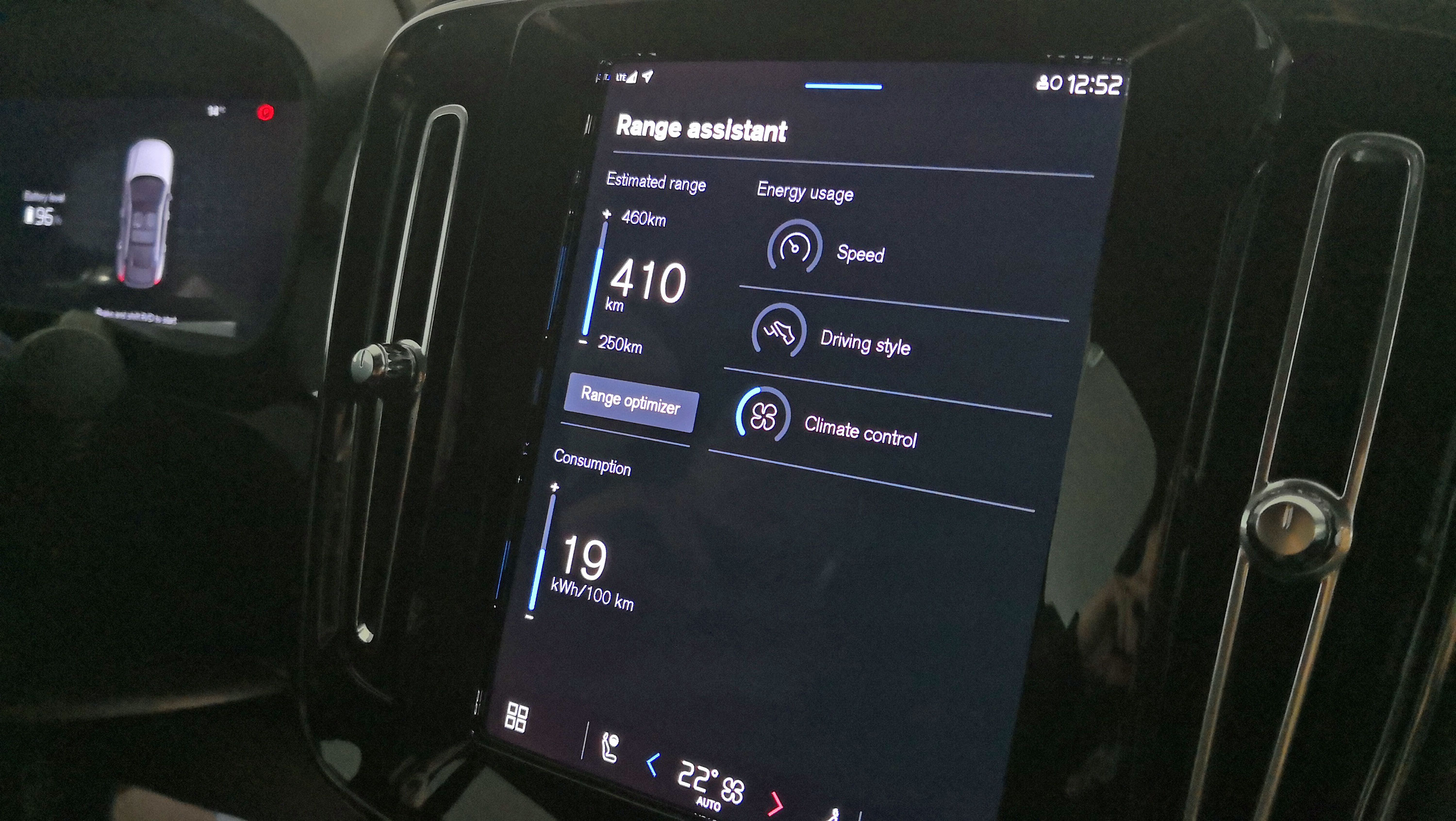 Close-up of the main display in the Volvo C40 Recharge